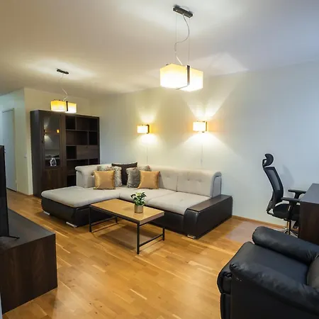 Fortuuna City View Apartment Tartu Esterno foto